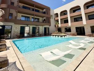Aethra Hotel