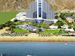 Le Meridien Al Aqah Beach