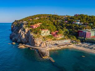 Senza Garden Holiday Club