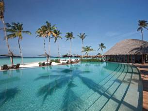 Constance Halaveli Resort