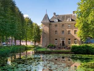 LENTE SPECIAL! ???? Verblijf in een schitterend 4*-kasteelhotel in Noord-Limburg nabij Venlo incl. ontbijt, Lente-aperitief & GRATIS fietsroutes