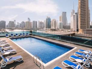 Radisson Blu Dubai Canal View