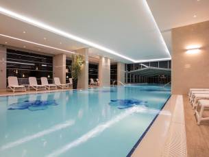 Charisma De Luxe Hotel