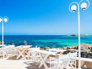 Toplocatie! Geniet op Kreta in een hotel met zwembad & op loopafstand van het strand incl. vlucht en transfer