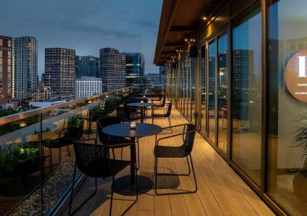 Ontdek Londen vanuit een toplocatie: 4*-Hyatt Place City East Hotel op loopafstand van de Towerbridge + SKYLINE ROOFTOPBAR incl. vlucht