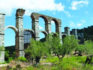 Bingo Lesbos 3* Logies