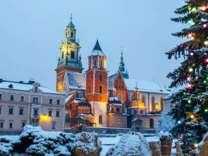 ???????? Alles-in-1-KERST Deal: KRAKAU! ???? | Stedentrip Krakau incl. vlucht, transfer, ontbijt + dagexcursie Auschwitz, entree Zoutmijn & MEER!