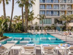 Aqua Hotel Silhouette & Spa (logies/ontbijt) - adults only