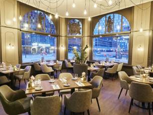 TOPLOCATIE! ???? 4*-Grand hotel met zwembad gevestigd aan de rand van het centrum van Maastricht incl. ontbijt & NS treinretour!