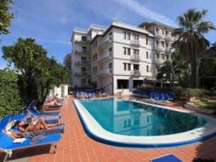Hotel Caravel