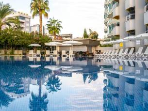 Hotel Simply Fine Alize