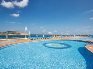 8 daagse vliegvakantie naar Invisa Club Cala Verde in es figueral, spanje
