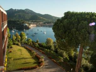 Grand Elba International
