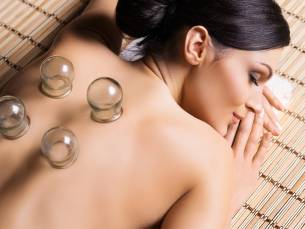 Cuppingbehandeling en/of bindweefselmassage + evt. energetische behandeling