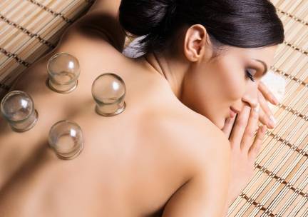 Cuppingbehandeling en/of bindweefselmassage + evt. energetische behandeling