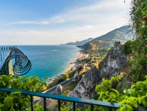 TIJDELIJK! ⏰ Fly & drive klassiek Sicili&euml; incl. vlucht, hotels met ontbijt en huurauto + 120 GRATIS tank tegoed!