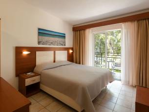 Canvas by Mitsis Messonghi