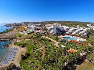 Cavo Maris Beach Hotel