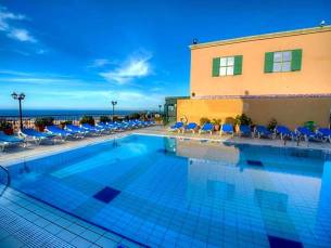 Golden Tulip Vivaldi Hotel