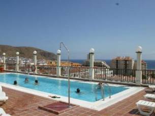 Klayman Olivina Aparthotel