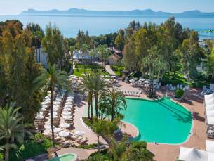 8 daagse vliegvakantie naar Iberostar Waves Ciudad Blanca in alcudia, spanje