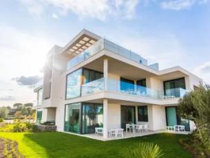 Monte Rei Golf & Country Club clubhouse residences