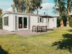 Veluwe lodge for four people with private sauna