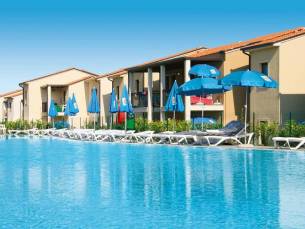 8 daagse vliegvakantie naar Belvedere Village in castelnuovo del garda, italie