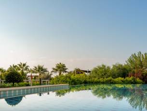 Commodore Elite Suites & Spa