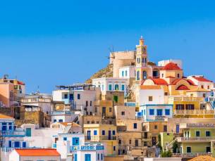 Ontdek de magie van Karpathos incl. vlucht, ontbijt & huurauto!