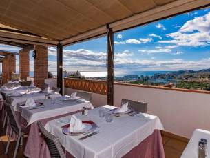 Hotel Rural Almazara