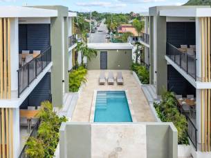 Mambo Apartments