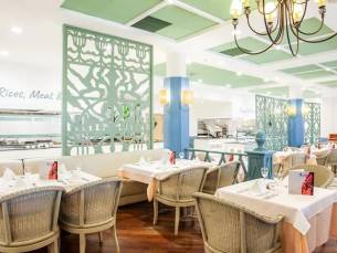 Aparthotel Grupotel Playa Club - logies & ontbijt