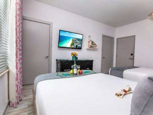 The Whitelaw Hotel
