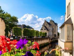 Overnacht in een monumentaal pand uit 1906 vlakbij het station in Valkenburg & nabij Maastricht incl. ontbijt en NS treinretour