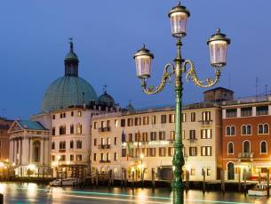 Carlton On The Grand Canal