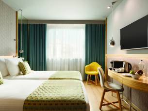 Zeus Wyndham Grand Athens