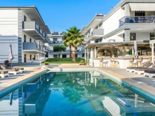Ontdek het prachtige Chalkidiki vanuit een hotel nabij het strand en centrum incl. vlucht, transfer en ontbijt