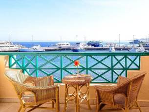 Moreno Horizon Spa & Resort