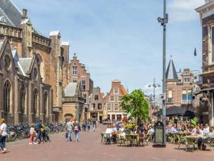 VAKANTIE-STUNT! ⚡3 dagen LUXE 4*-boutiquehotel in Haarlem nabij Bloemendaal & Zandvoort incl. ontbijt en 2-gangendiner!