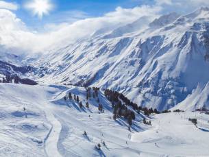 Wintersport in een sfeervol hotel in de bergen van Imst incl. ontbijt + 3-gangendiner