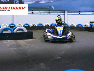 Karten (2 heats) bij Kartbaan Leeuwarden