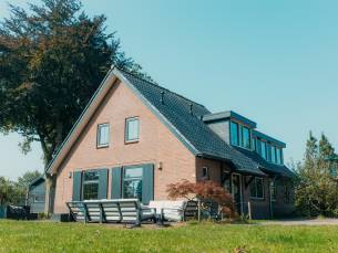 Group farm for 20 people