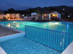 TIME TO SMILE Tassos