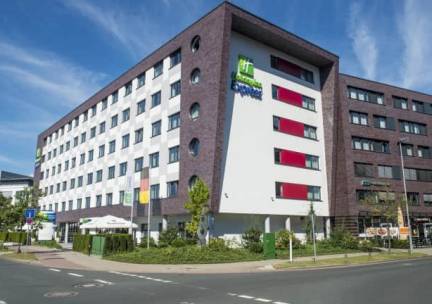 Holiday Inn Express Bremen Airport