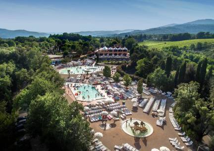 Camping hu Norcenni Girasole Village