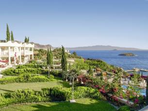 Sianji Well being Resort