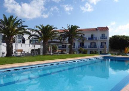 Verblijf op het Griekse eiland Samos in een hotel direct aan het strand incl. vlucht, transfer & o.b.v. all-inclusive