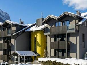 Holiday Mountain Boutique Hotel