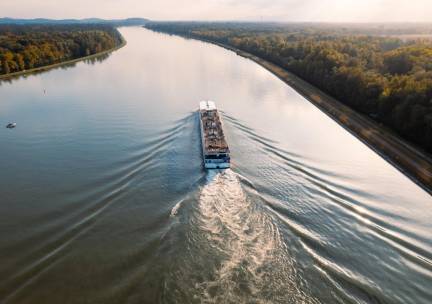 5-daagse riviercruise vanaf D&uuml;sseldorf naar Keulen met wijn, cultuur en zonsondergangen op het dek o.b.v volpension of all-inclusive